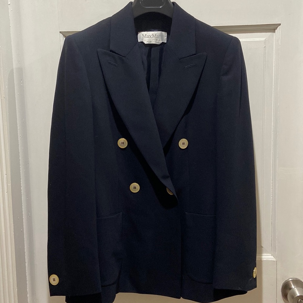 MaxMara black blazer